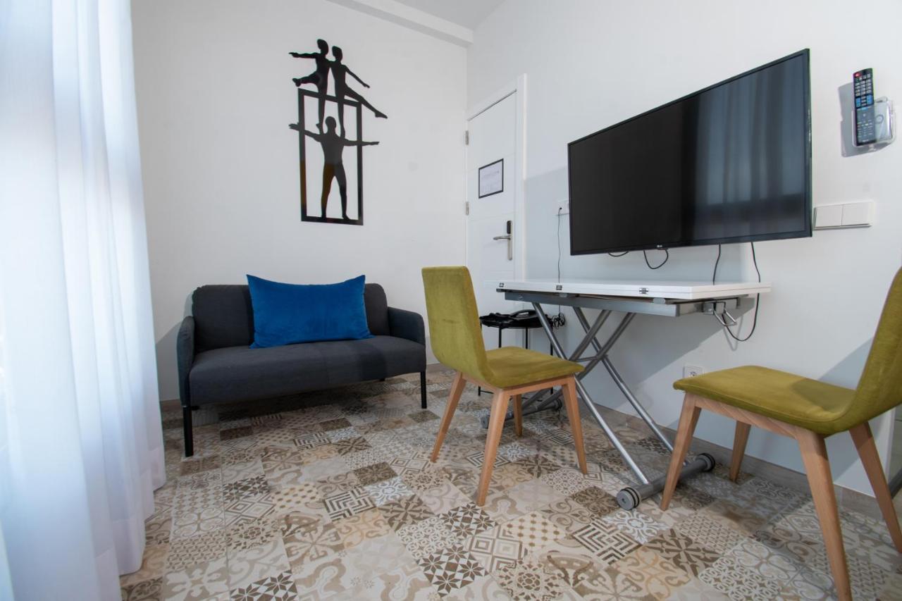 Ekilibrio Hotel & Apart-Suites Madrid Extérieur photo